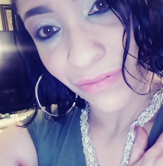 amandalneg1545